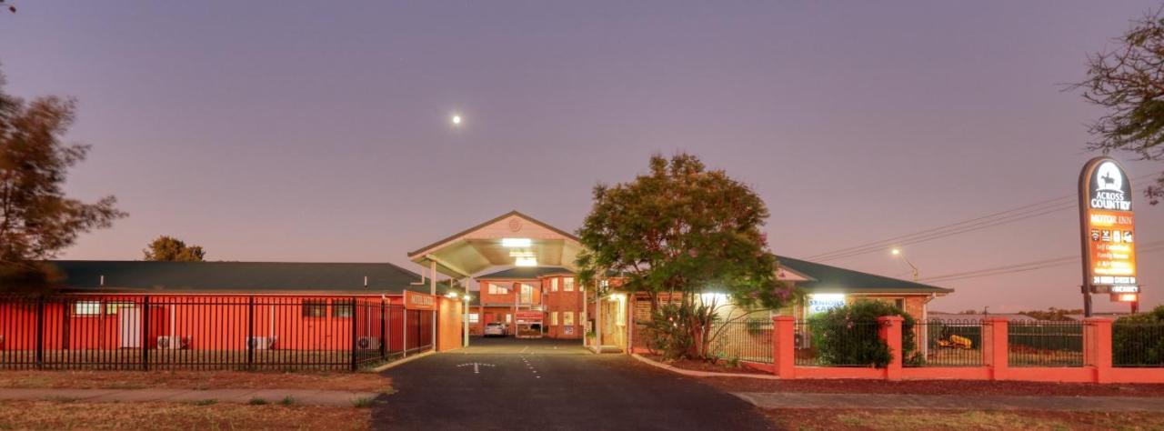 Across Country Motor Inn Dubbo Exteriér fotografie